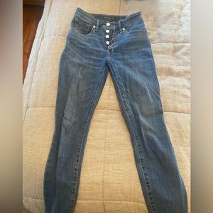 LUCKY BRAND JEANS
